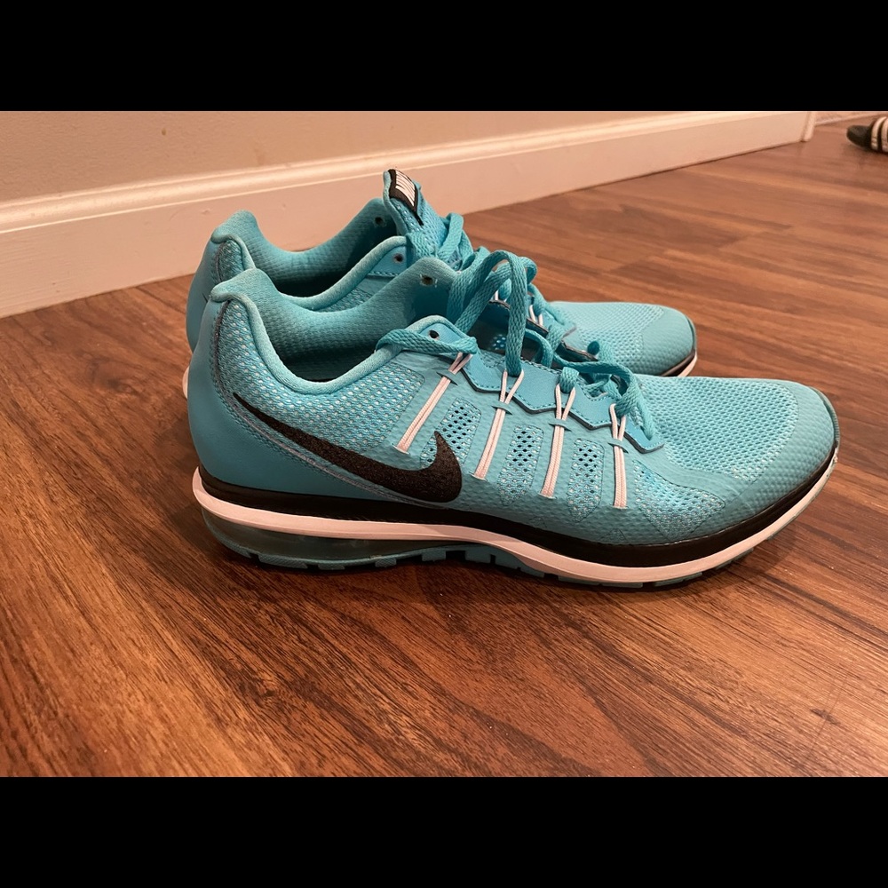 Womens Nikes